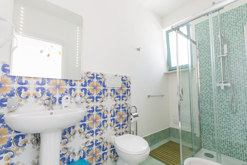 Gyaaim Villa Castro  Bagian luar foto